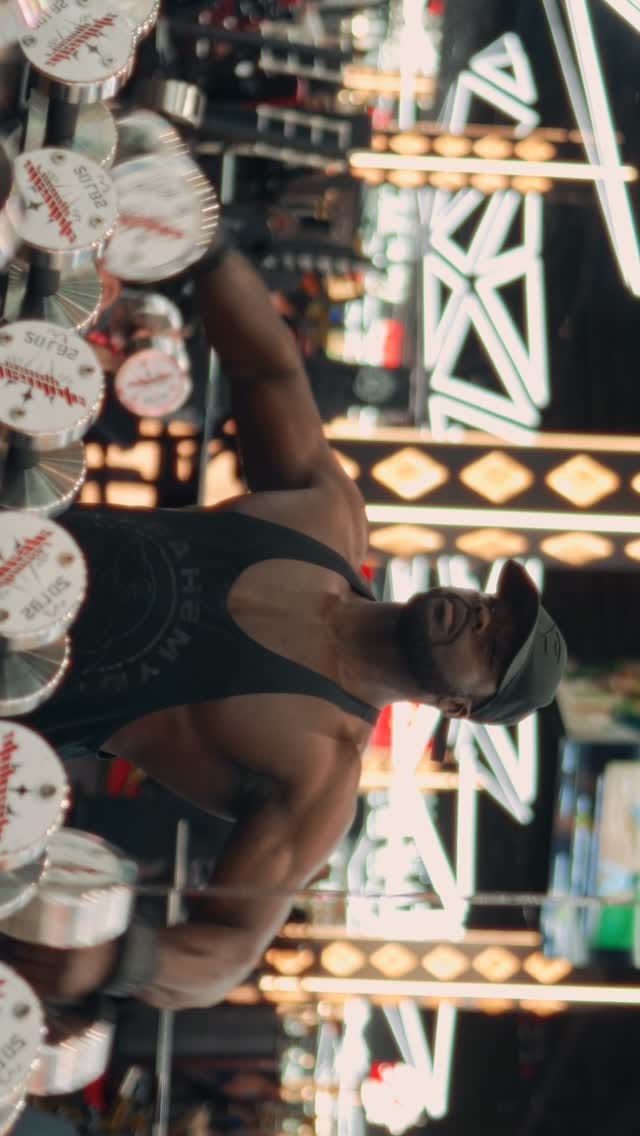 Post 2 by Reggie Dreaming | Fitness on Instagram (video)