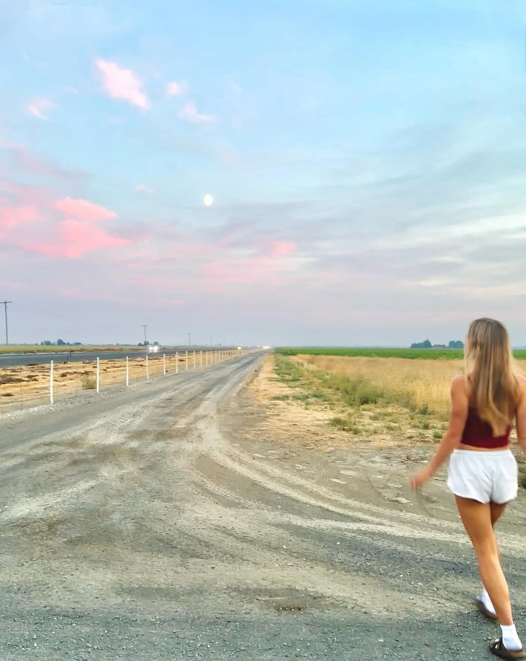 Post 10 by KAPPA ALPHA THETA on Instagram (image)