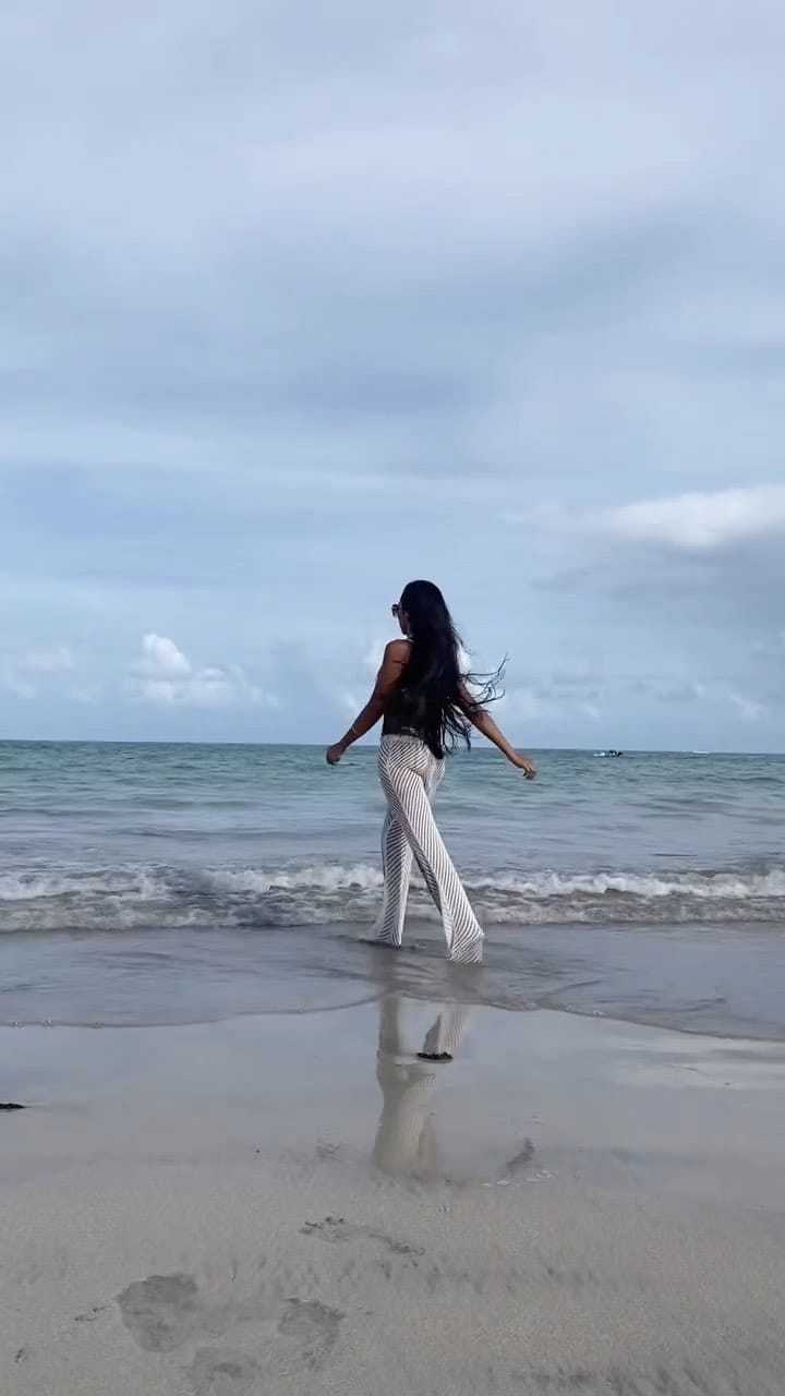 Post 4 by Paula Sousa on Instagram (video)
