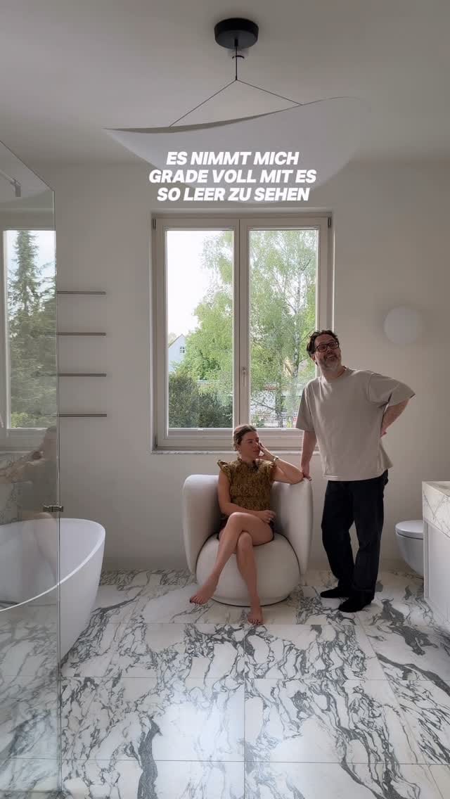 Post 5 by Jessie & Johan on Instagram (video)