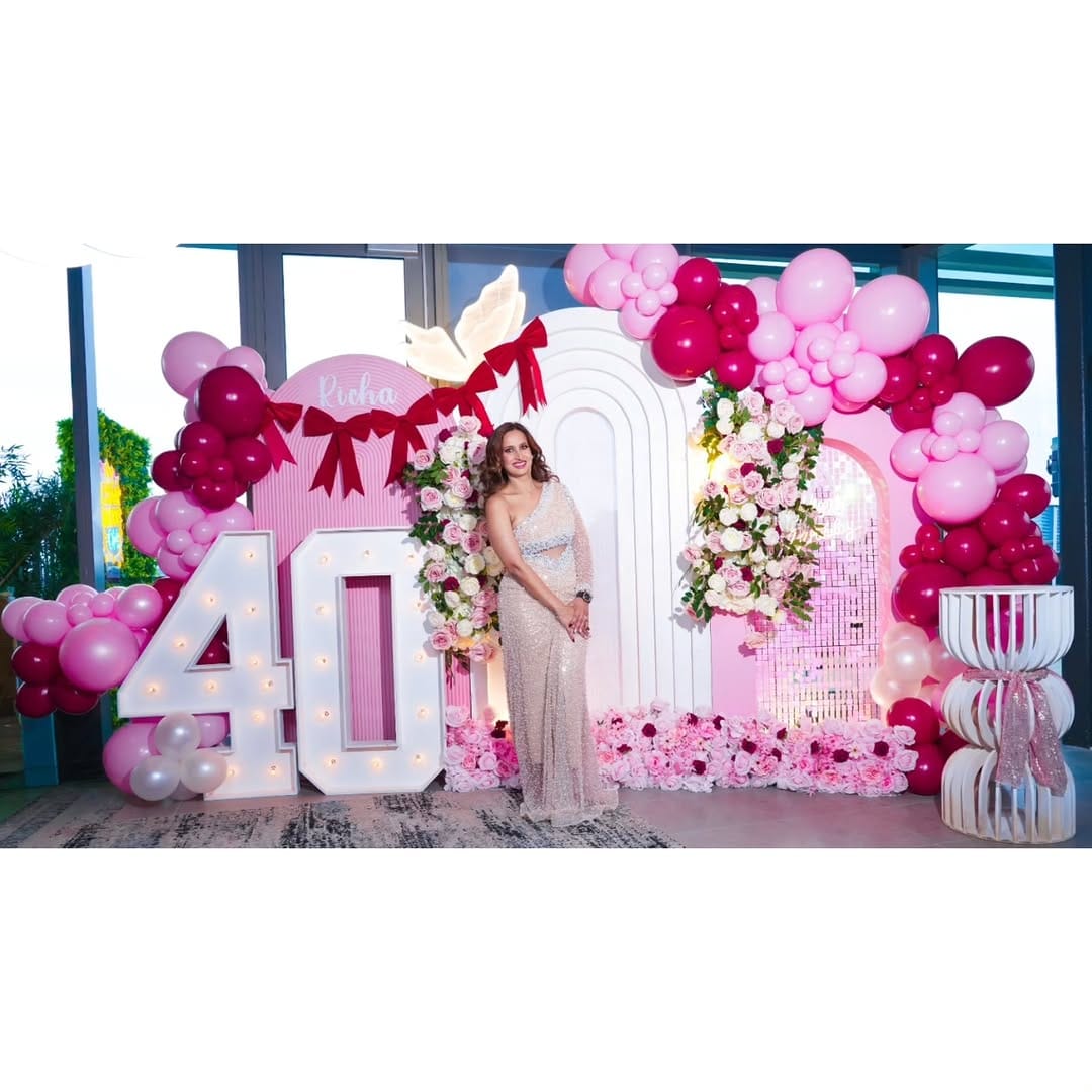 Post 7 by Akki's Photography 📸 & Videography ✨️ on Instagram (carousel)