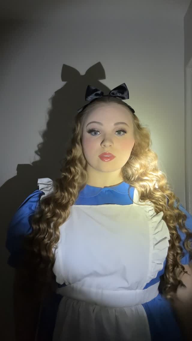 Post 9 by Chloe Renee Gillott on Instagram (video)