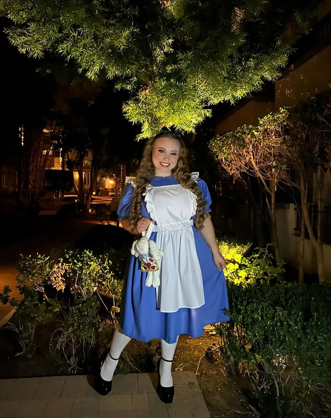 Post 7 by Chloe Renee Gillott on Instagram (carousel)