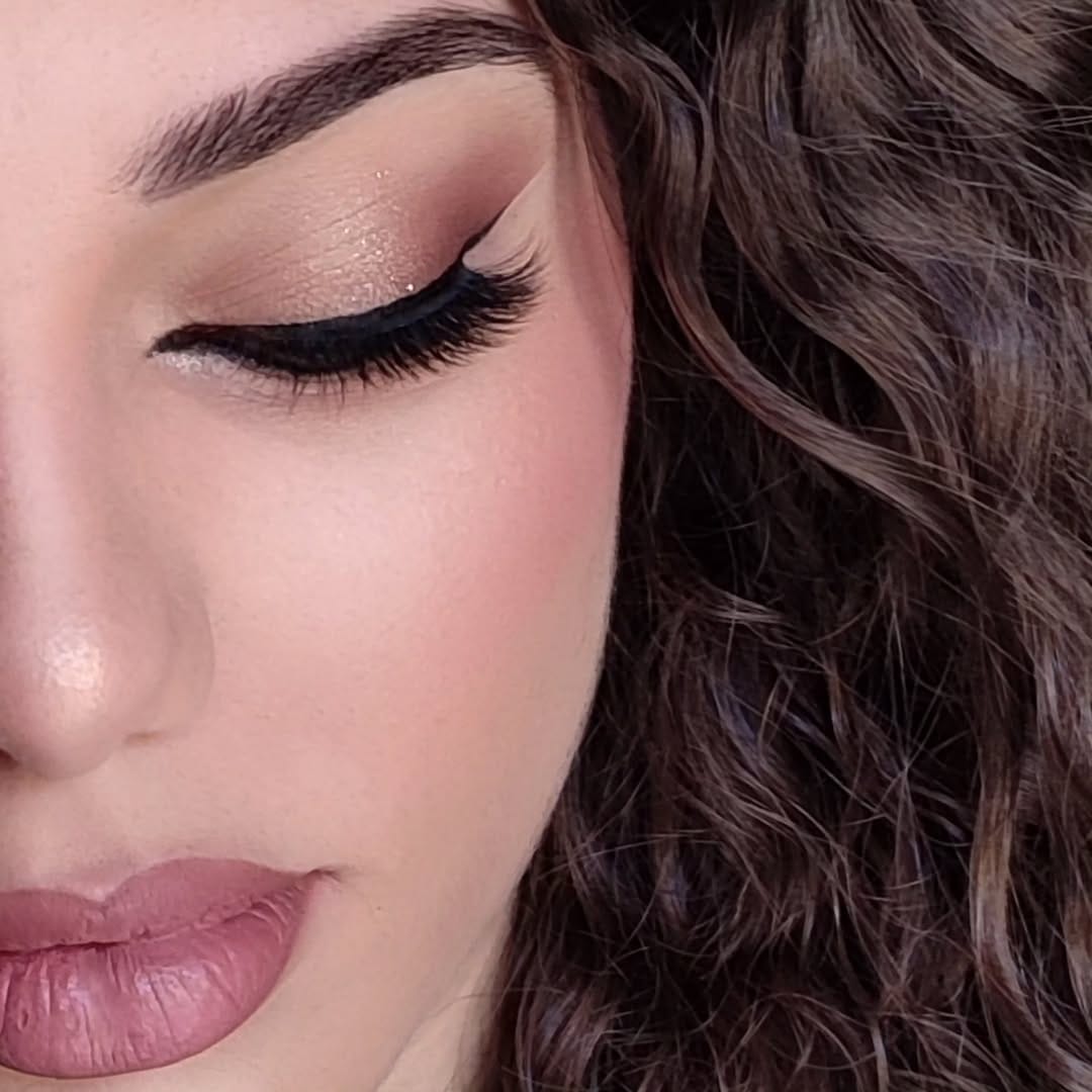 Post 4 by luisa palmeri / bride make up artist on Instagram (image)