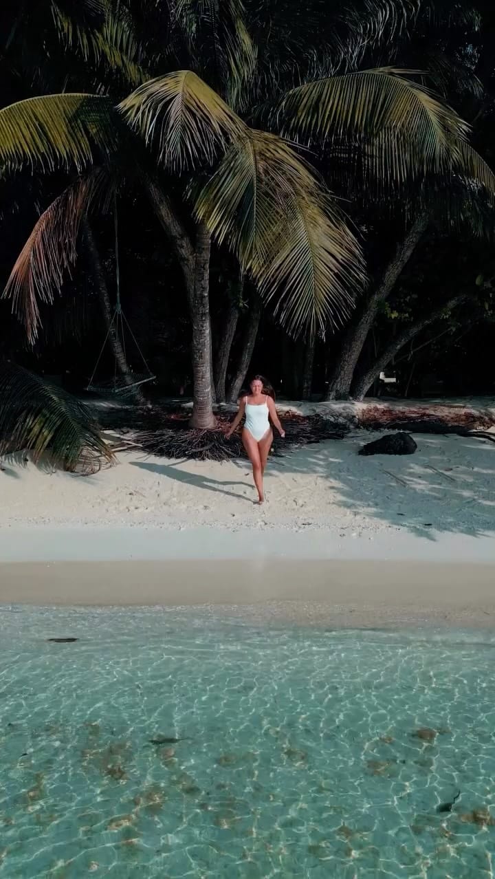 Post 3 by 𝐼𝑠𝑎𝑏𝑒𝑙 on Instagram (video)