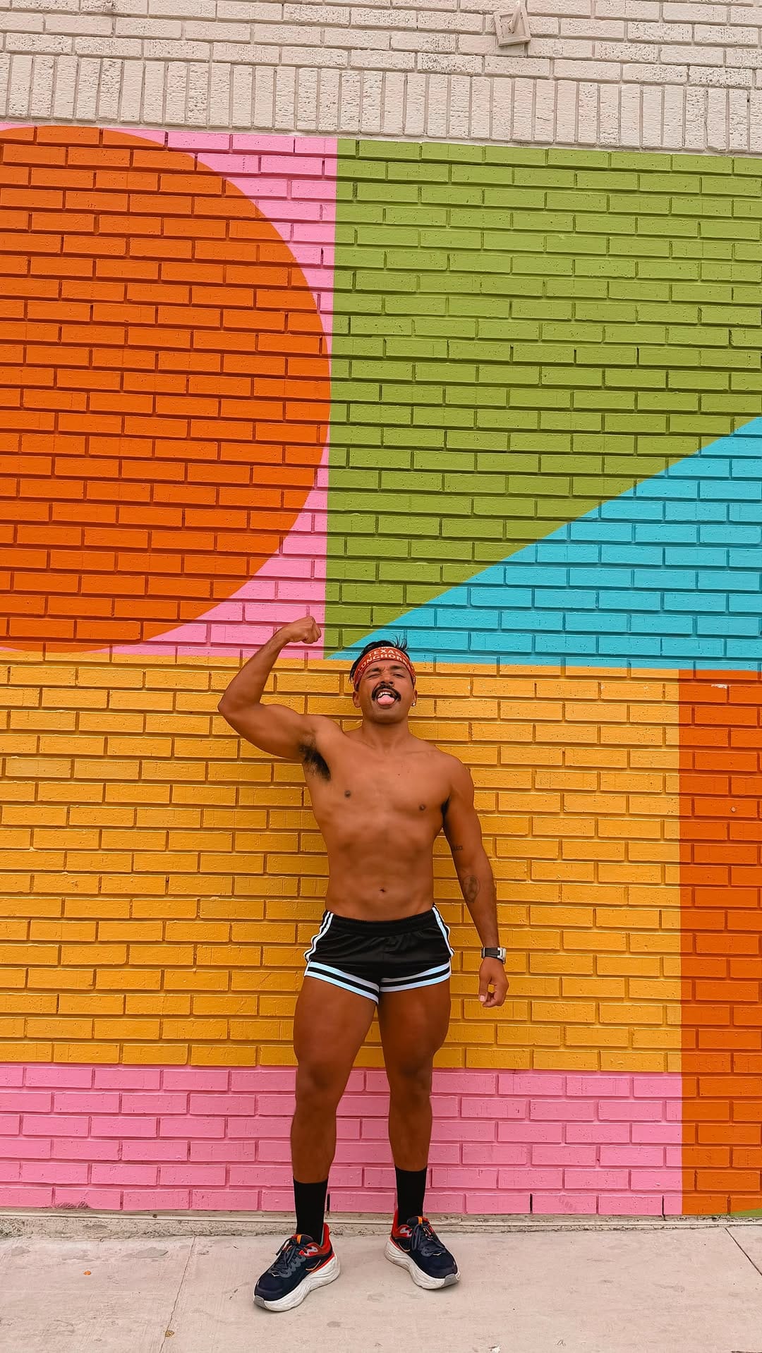 Post 6 by Evan Barbosa on Instagram (video)
