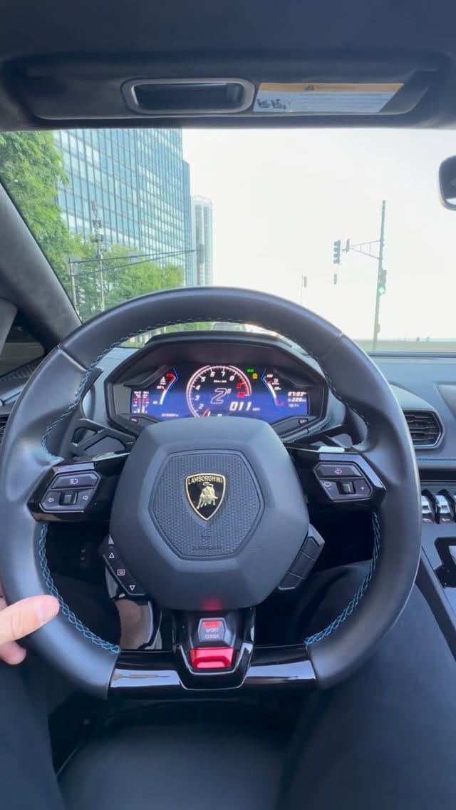 Post 6 by Axel Luxury on Instagram (video)