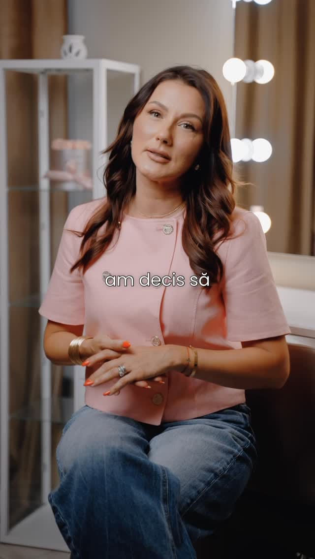 Post 10 by The Glam Studio on Instagram (video)