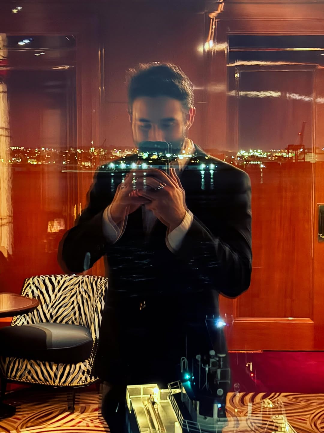 Post 2 by 𝐄𝐃𝐆𝐀𝐑𝐃 𝐂𝐀𝐕𝐀𝐋𝐂𝐀𝐍𝐓𝐈 on Instagram (carousel)