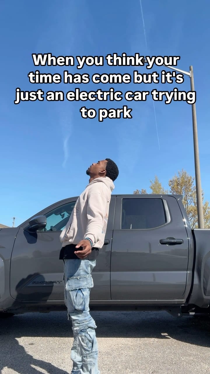 Post 10 by Heem on Instagram (video)