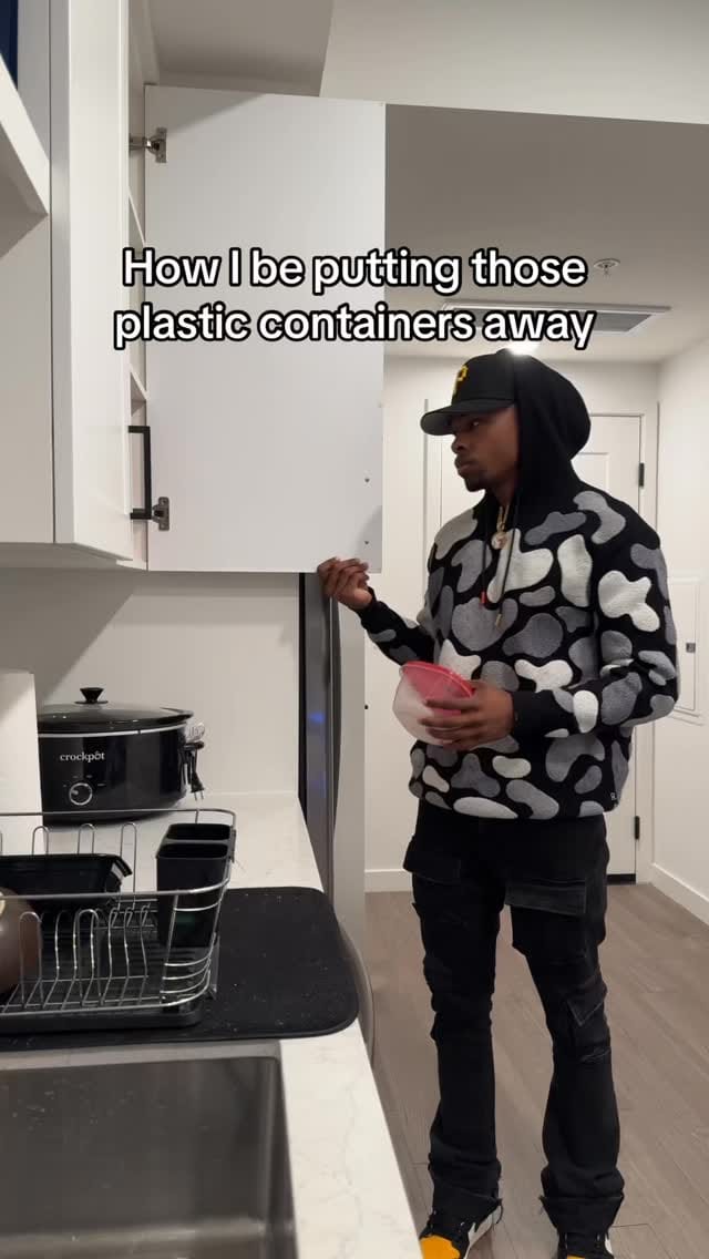 Post 2 by Heem on Instagram (video)