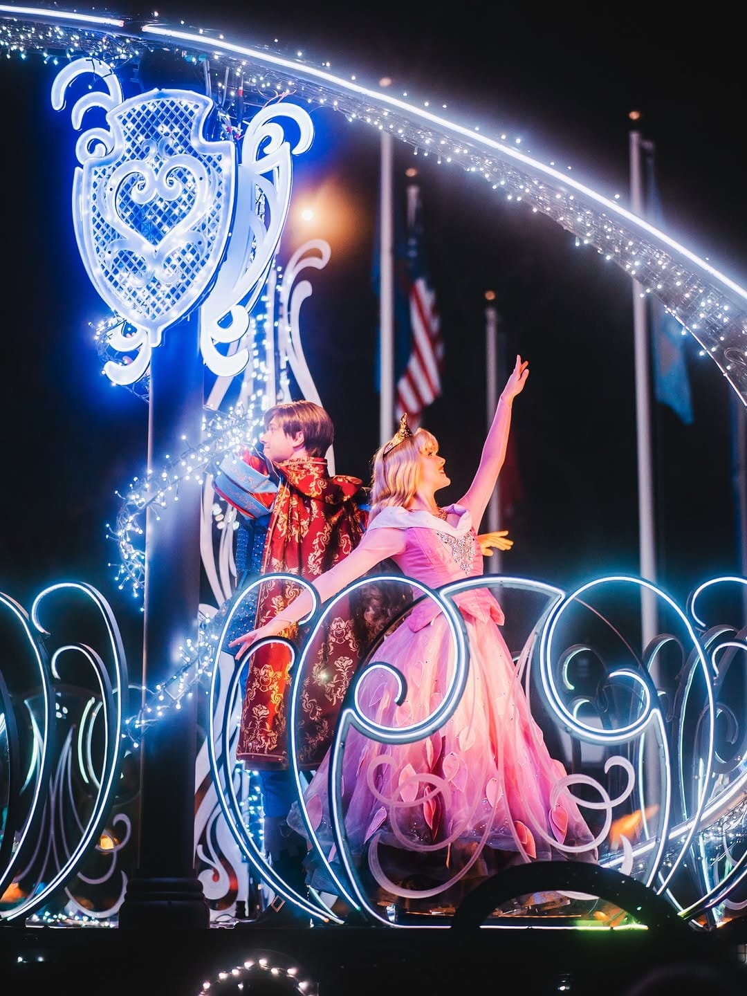 Post 6 by DisneyontheLow on Instagram (image)