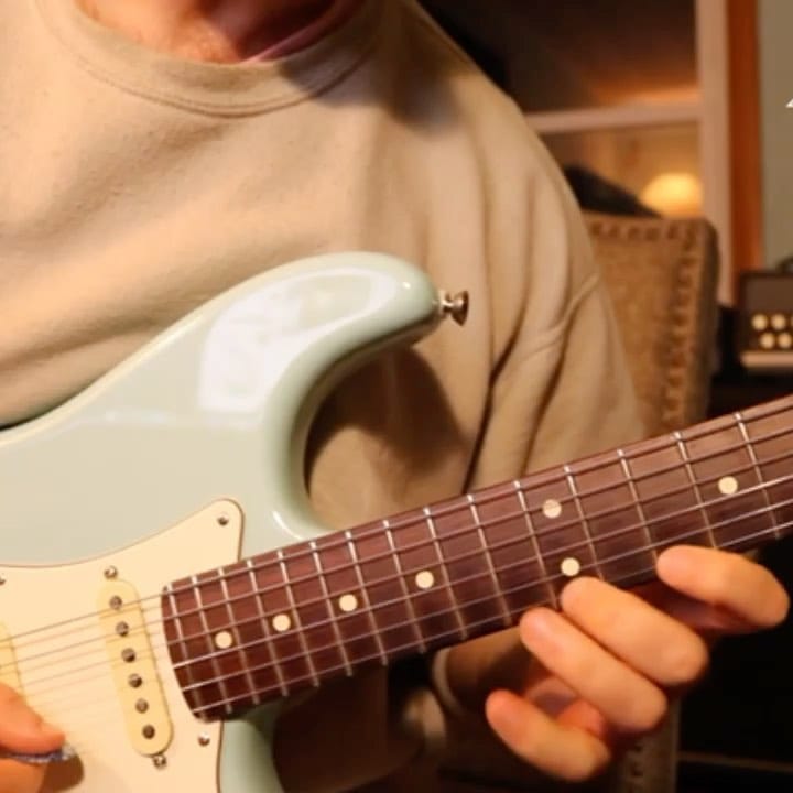 Post 8 by James D Cintolo Guitar on Instagram (video)