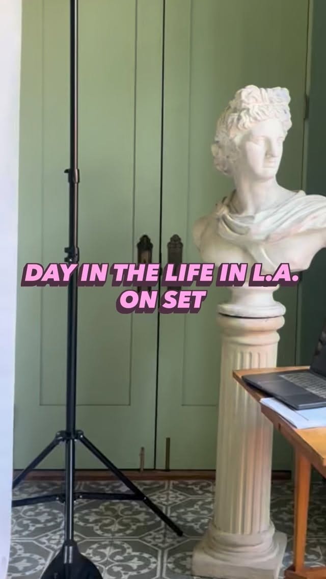Post 6 by ALESSANDRA MAI VINH on Instagram (video)