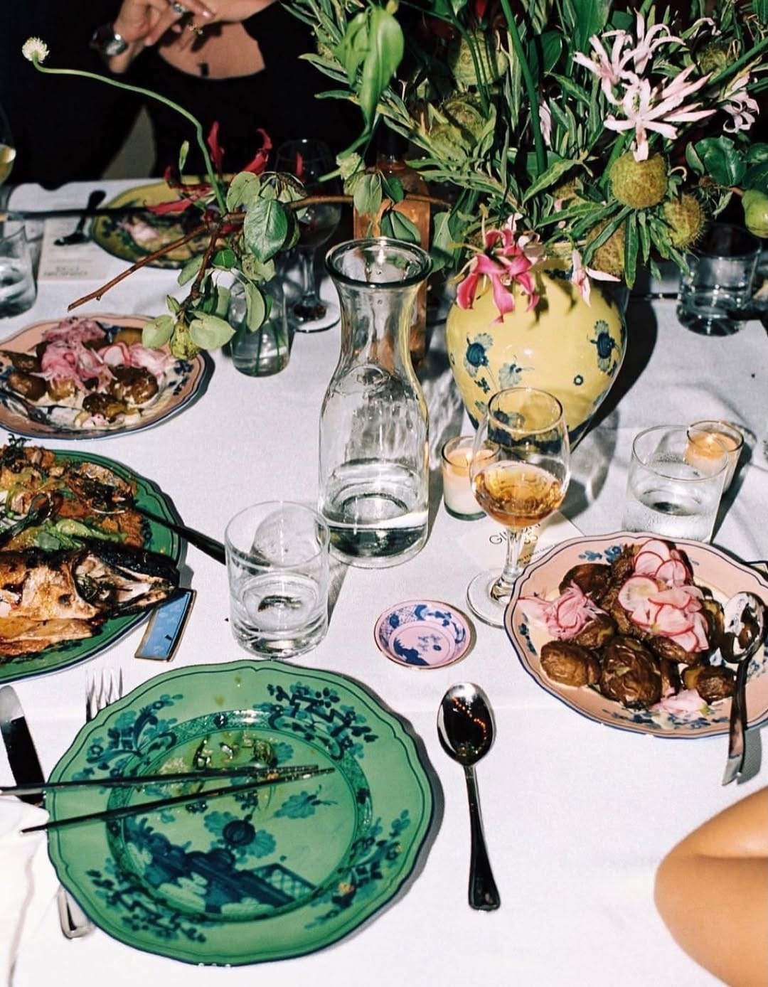Post 4 by ALESSANDRA MAI VINH on Instagram (carousel)