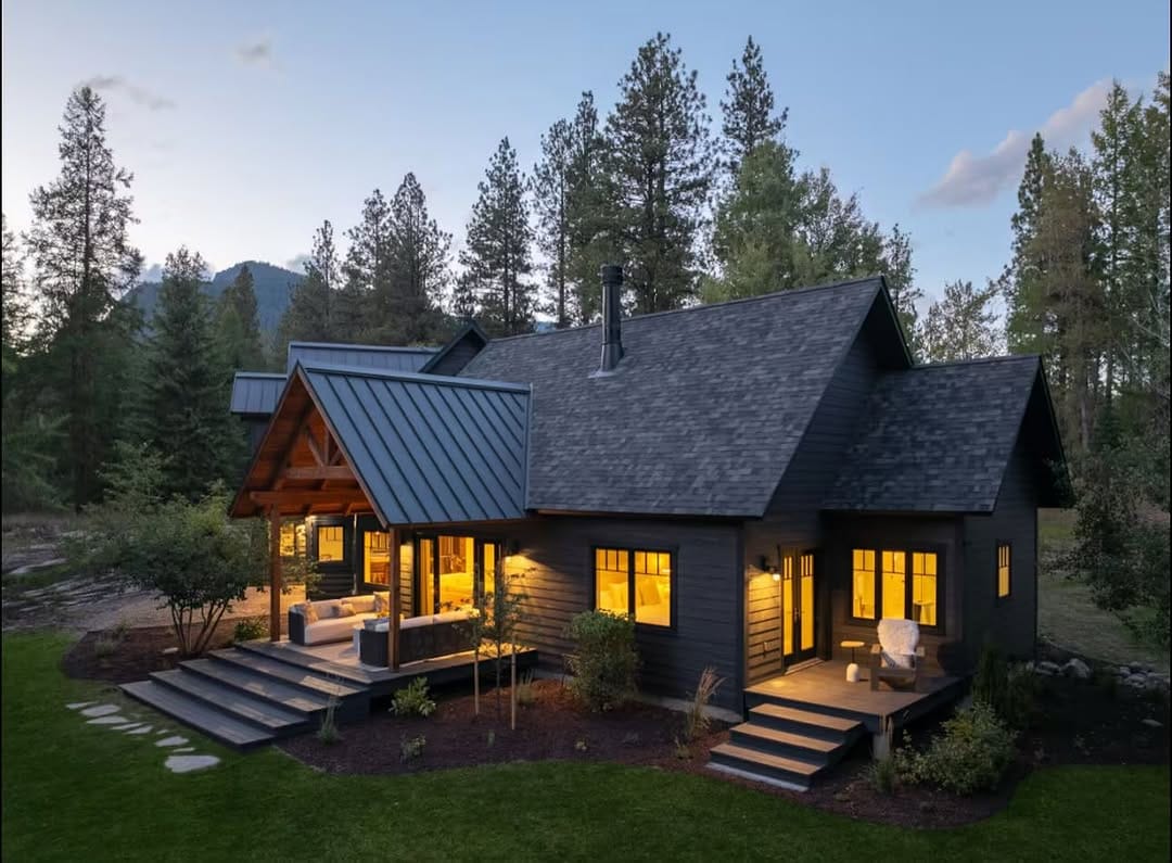 Post 7 by Walk On Valley Properties on Instagram (image)