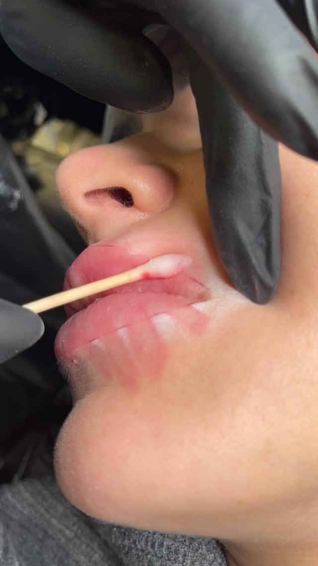 Post 1 by PERMANENT MAKEUP & TRAINING NYC 🗽 on Instagram (video)
