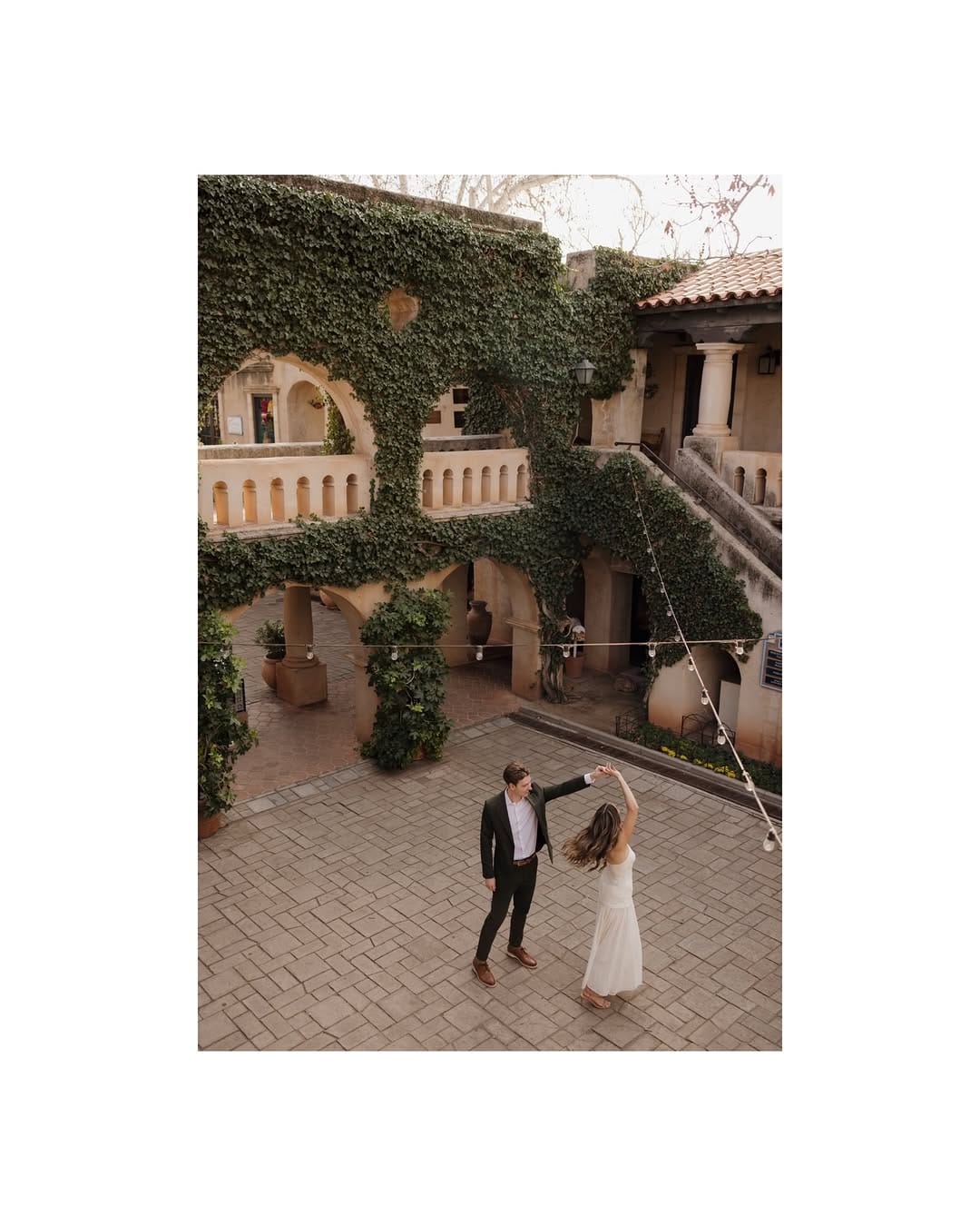 Post 9 by ARIZONA x BOSTON x TRAVEL WEDDING PHOTOGRAPHER on Instagram (carousel)