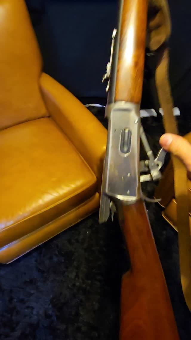 Post 7 by Weapon Snatcher on Instagram (video)