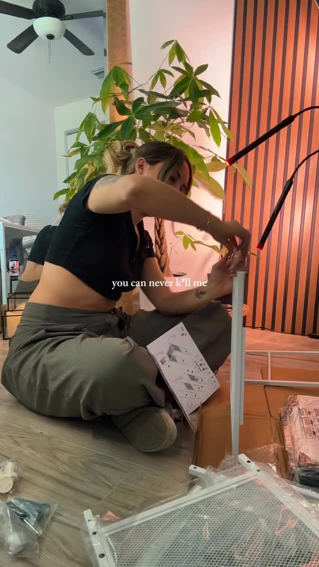 Post 1 by Alejandra 🌙 on Instagram (video)
