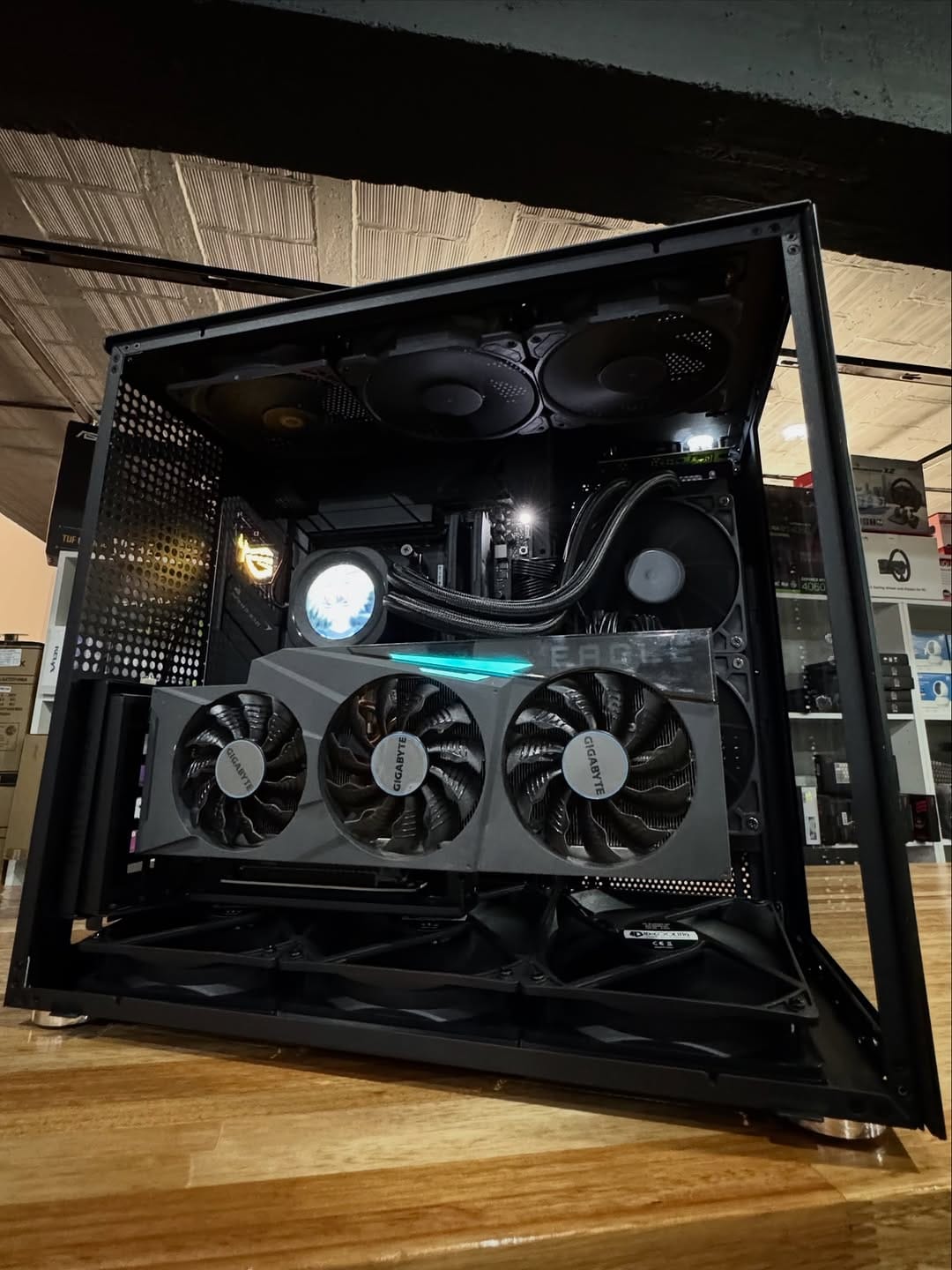 Post 4 by Reset Informática | Armados de PC | Tienda gamer on Instagram (carousel)