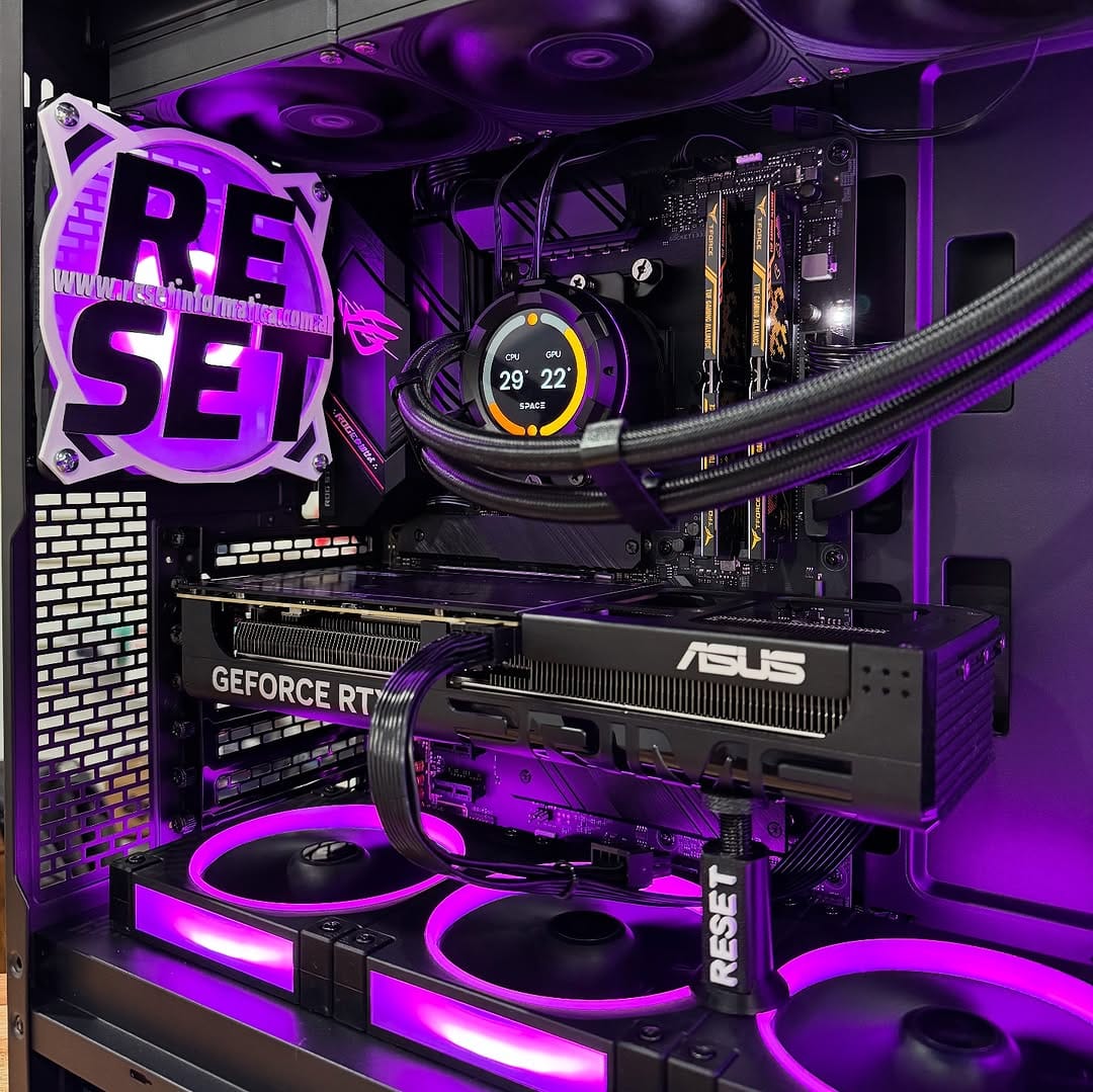 Post 10 by Reset Informática | Armados de PC | Tienda gamer on Instagram (carousel)