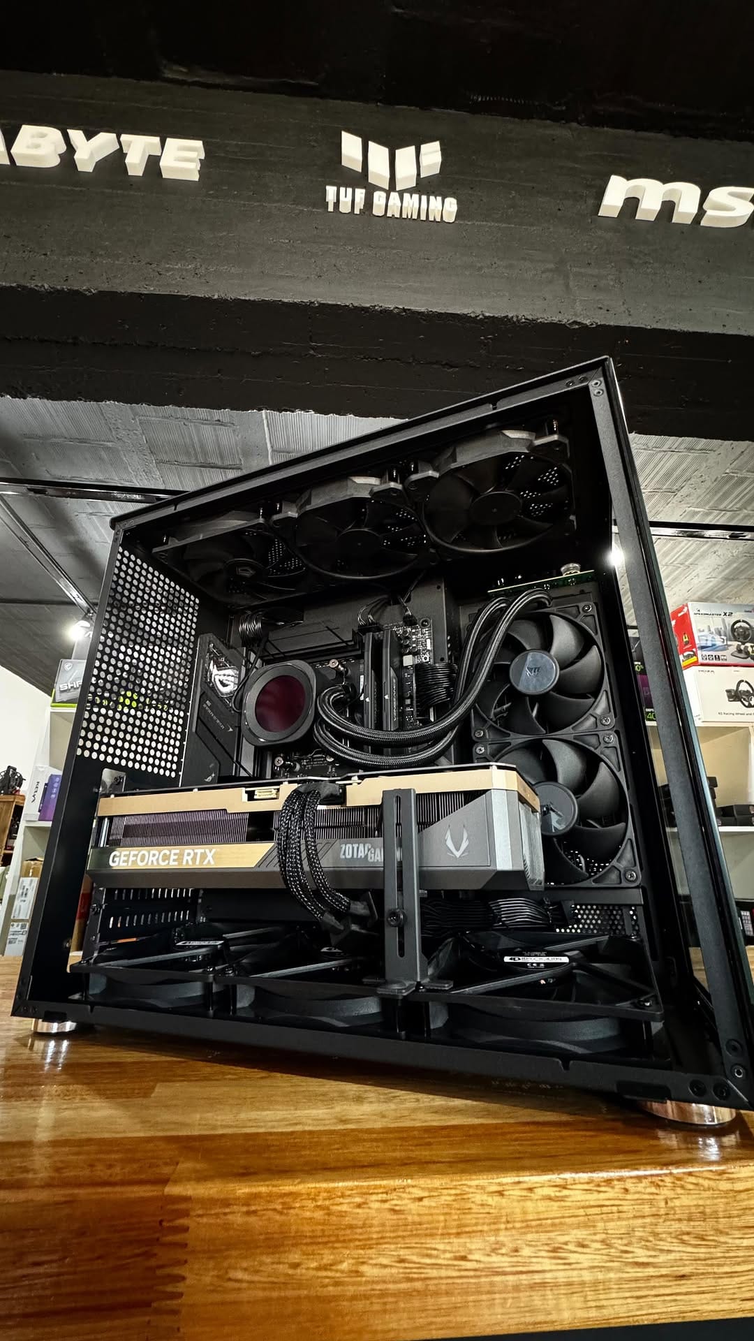 Post 2 by Reset Informática | Armados de PC | Tienda gamer on Instagram (video)