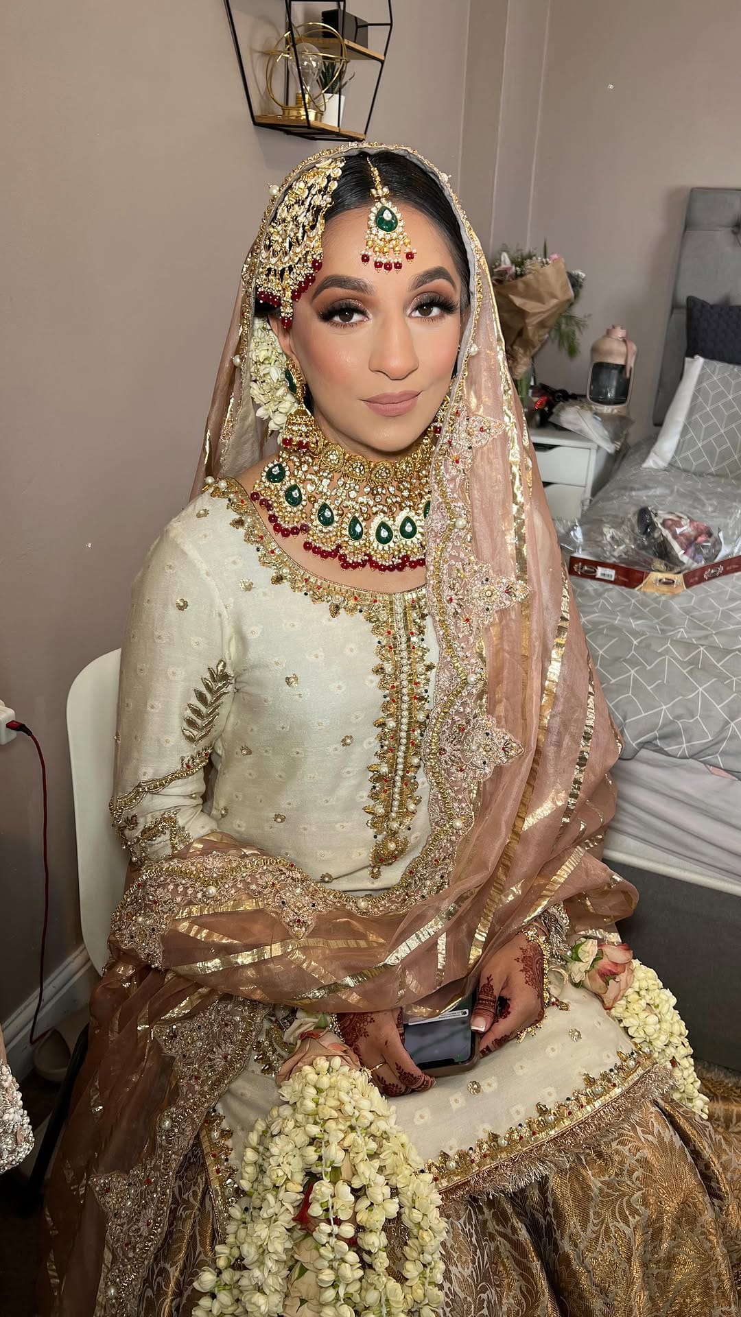 Post 8 by Bridal Makeup Artist on Instagram (video)