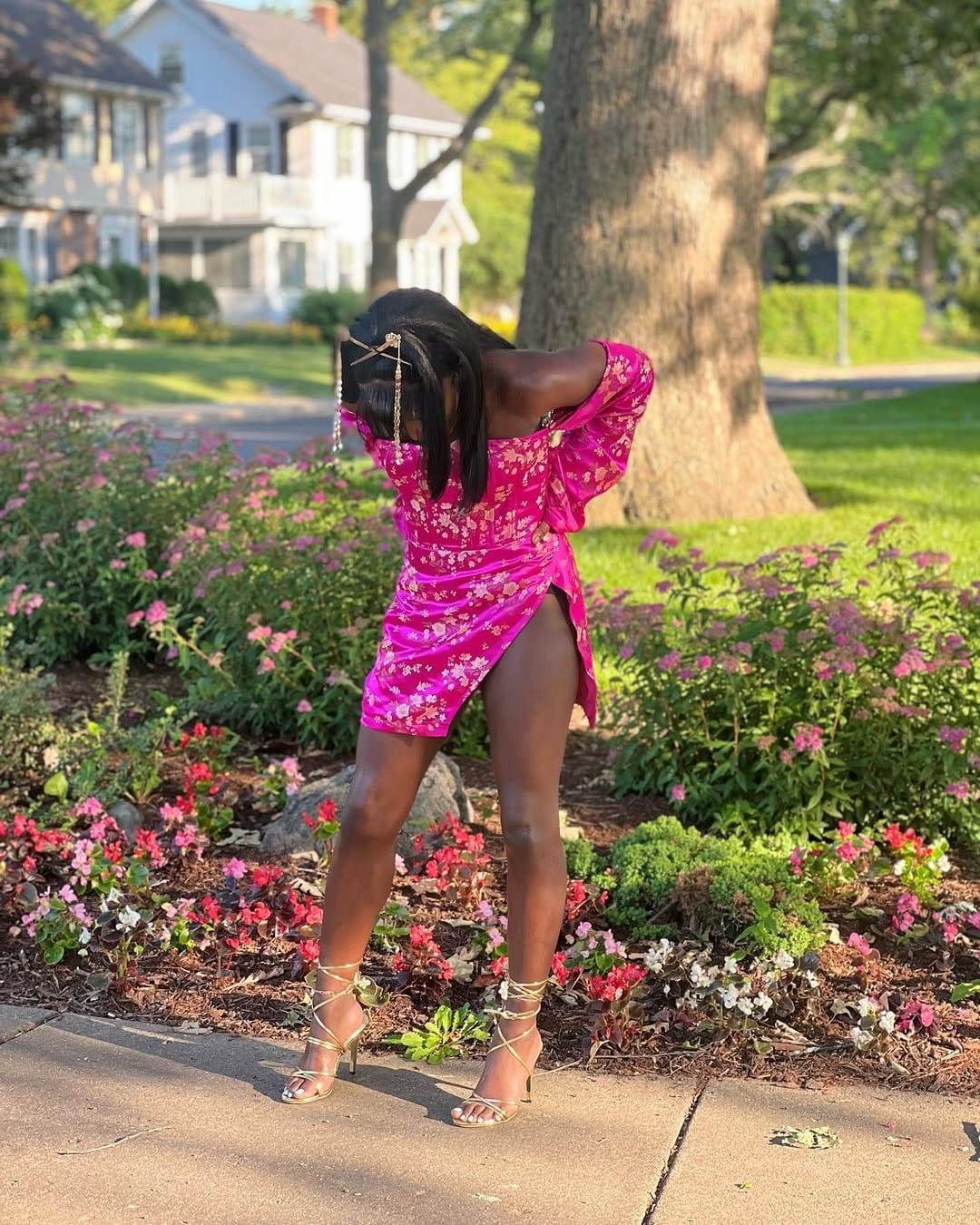 Post 3 by 💕🅉🅈🄰🄽🄽 💕 on Instagram (carousel)