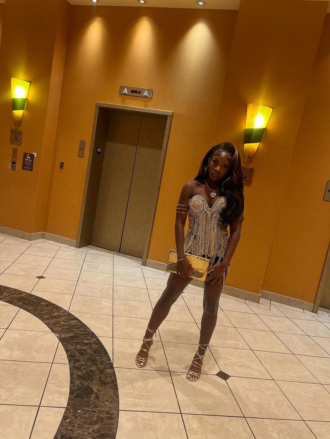 Post 1 by 💕🅉🅈🄰🄽🄽 💕 on Instagram (carousel)