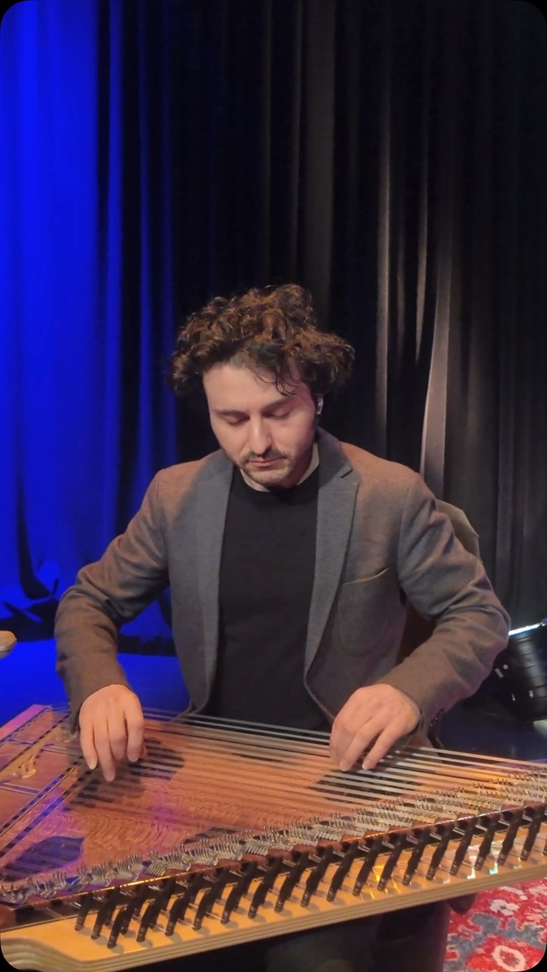 Post 4 by SEZER YILMAZ | Musician on Instagram (video)