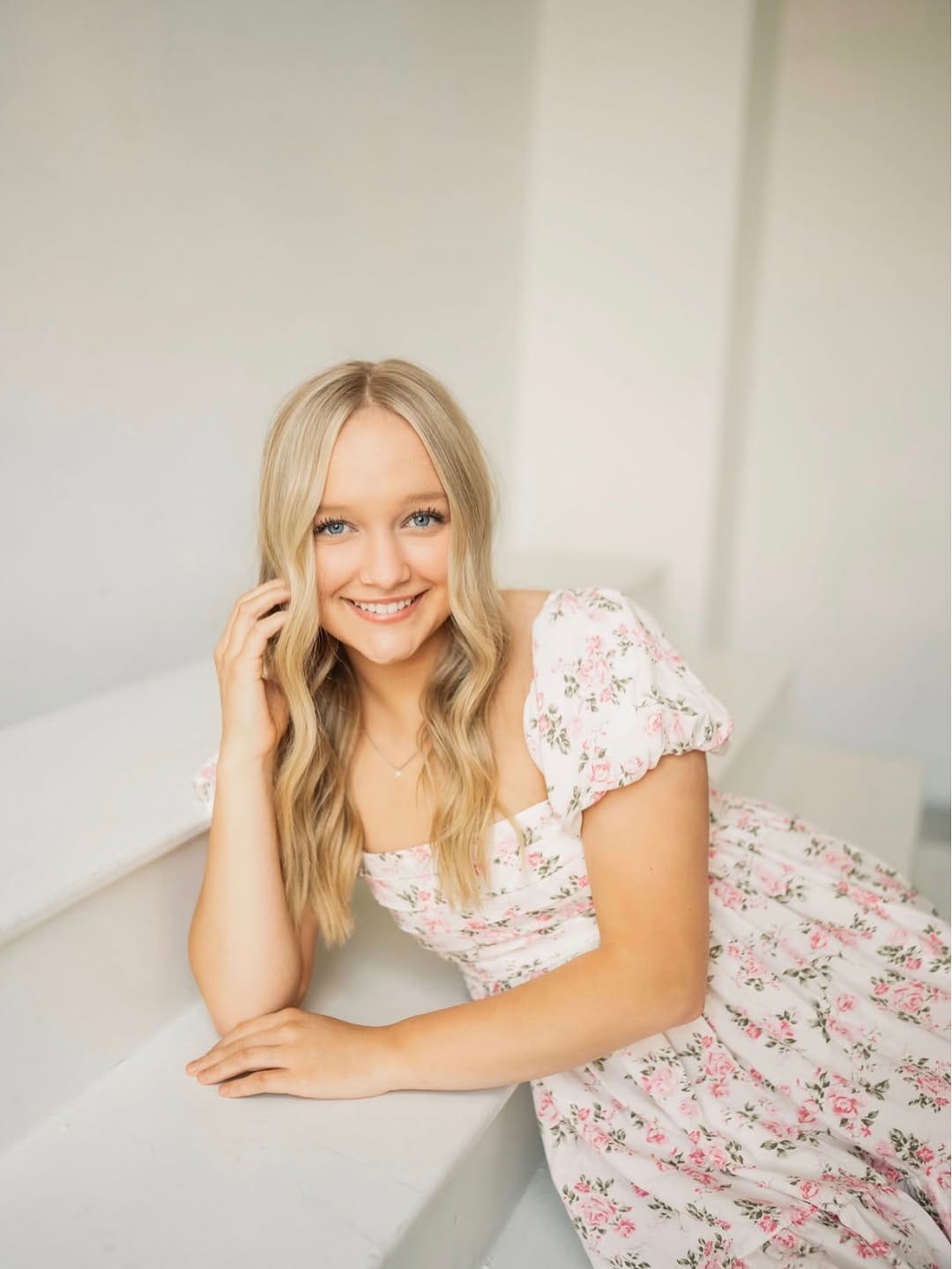 Post 4 by Kim Elsner | Senior Photographer on Instagram (carousel)