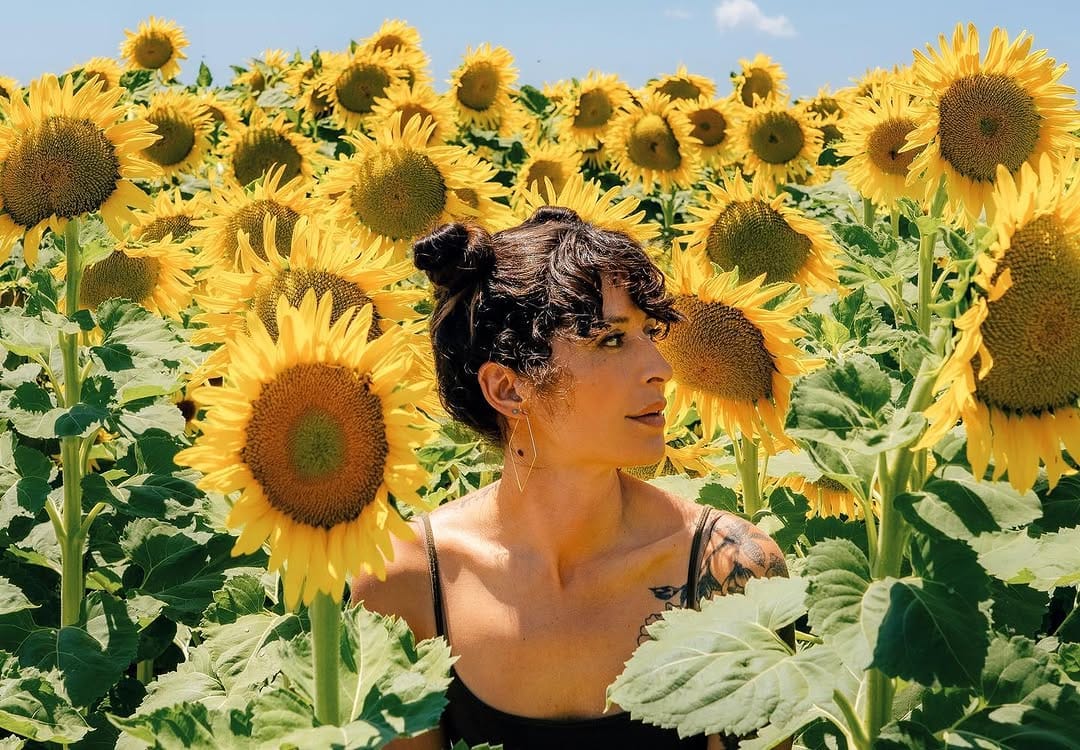 Post 10 by Noël Russell on Instagram (image)