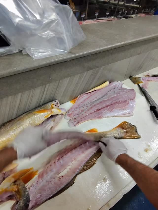 Post 2 by Fresh Florida Fisheries on Instagram (video)