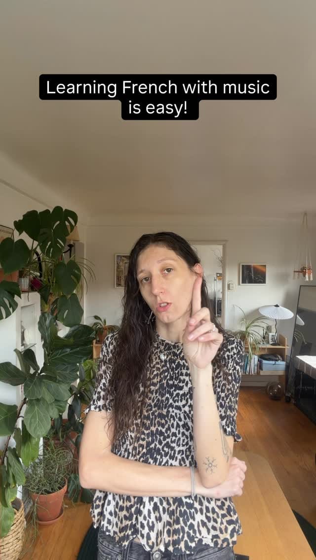 Post 7 by Little Miss Frenchie on Instagram (video)