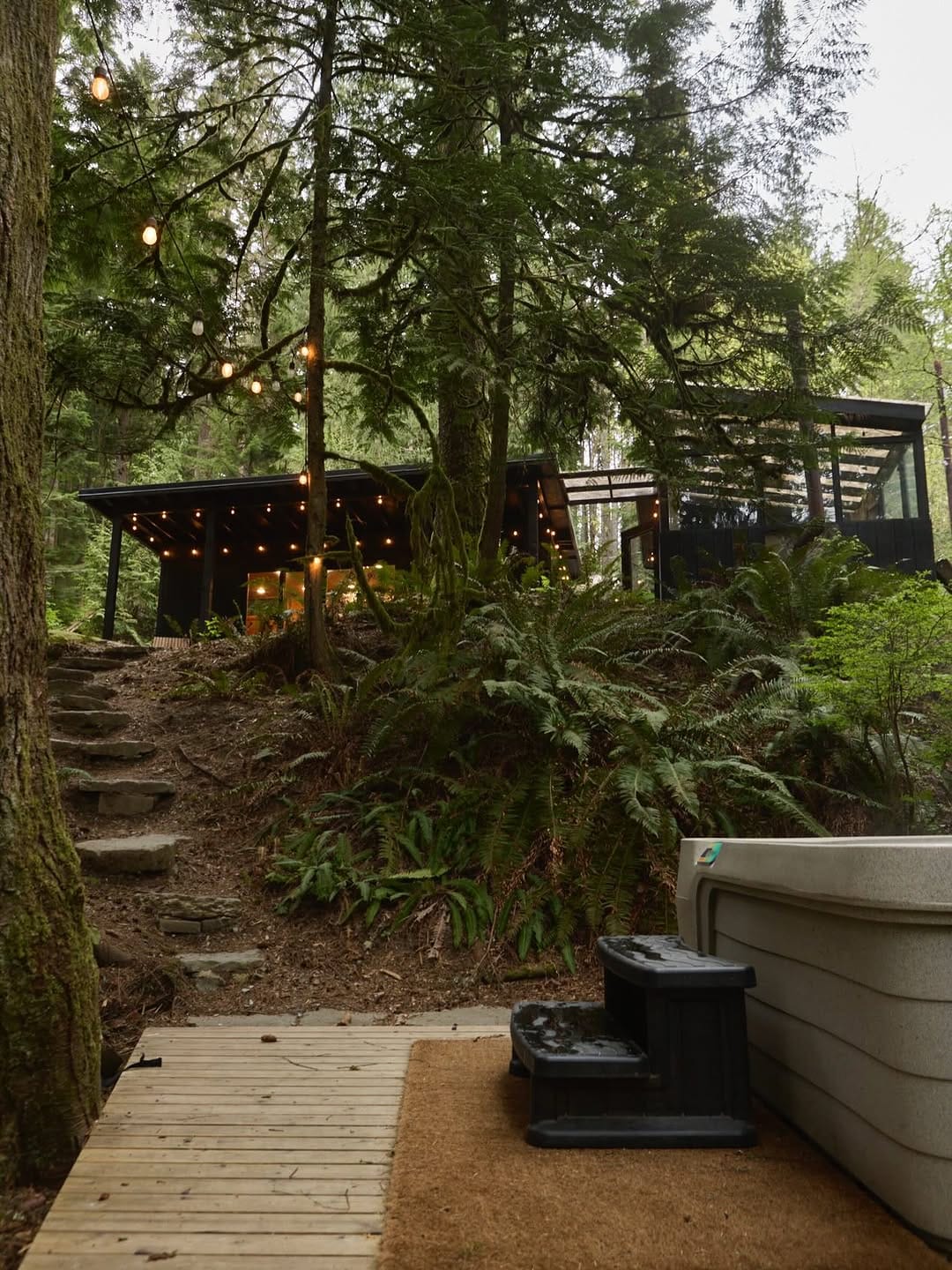 Post 6 by Canyon Creek Cabins on Instagram (carousel)