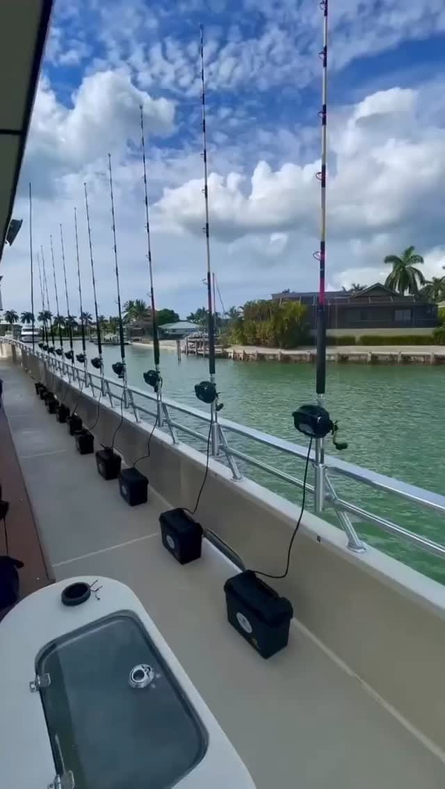 Post 7 by American Patriot Sportfishing on Instagram (video)