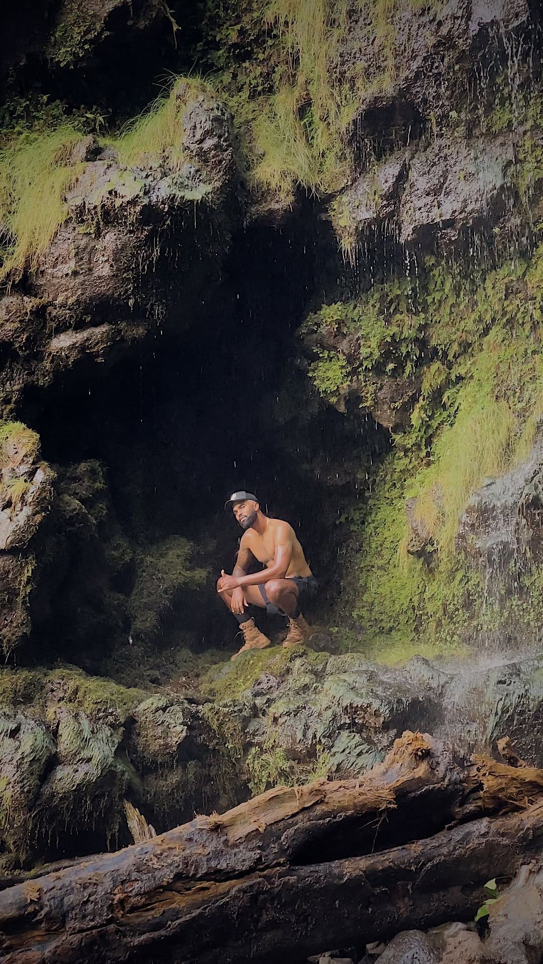 Post 9 by Combina Key on Instagram (video)