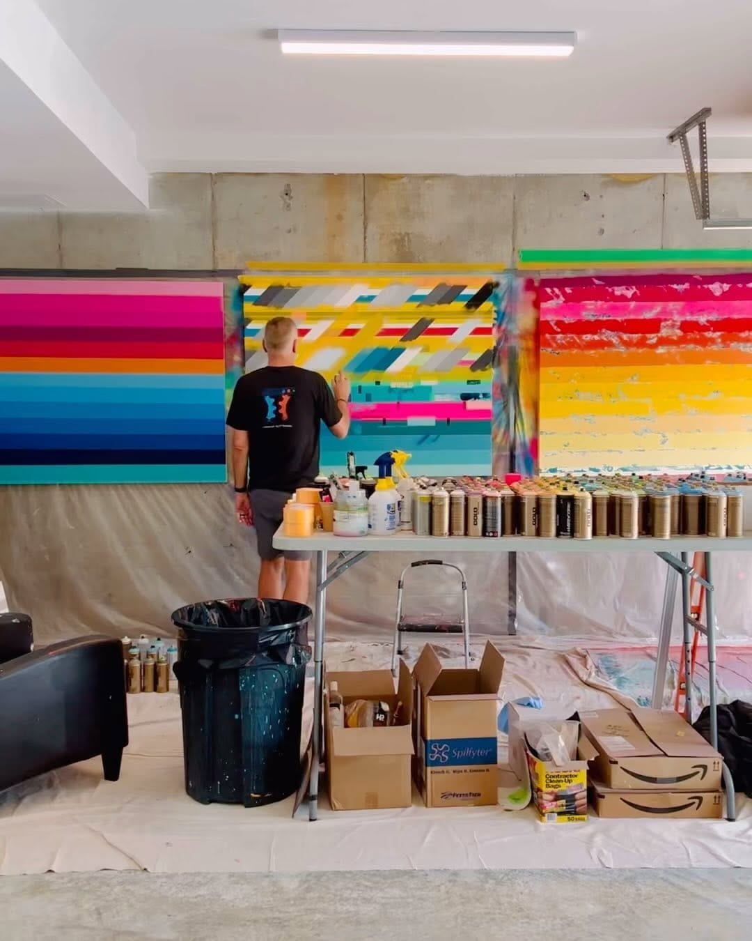 Post 10 by Robb Lejuwaan on Instagram (video)