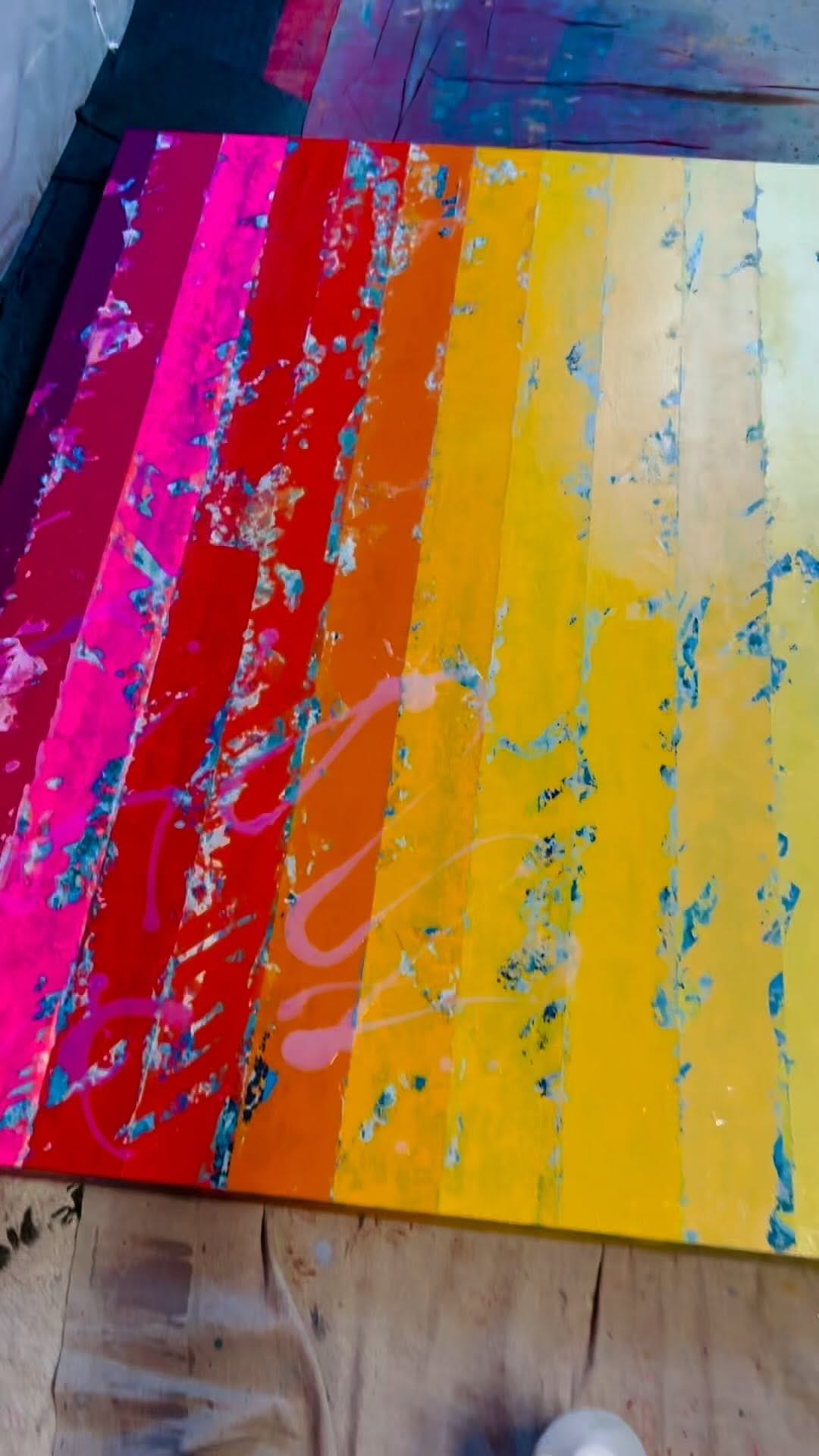 Post 7 by Robb Lejuwaan on Instagram (video)