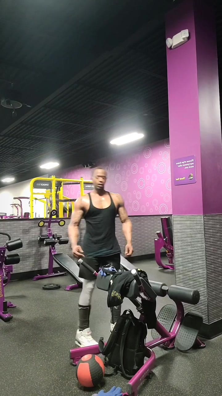 Post 8 by FLO🌋KANO on Instagram (video)