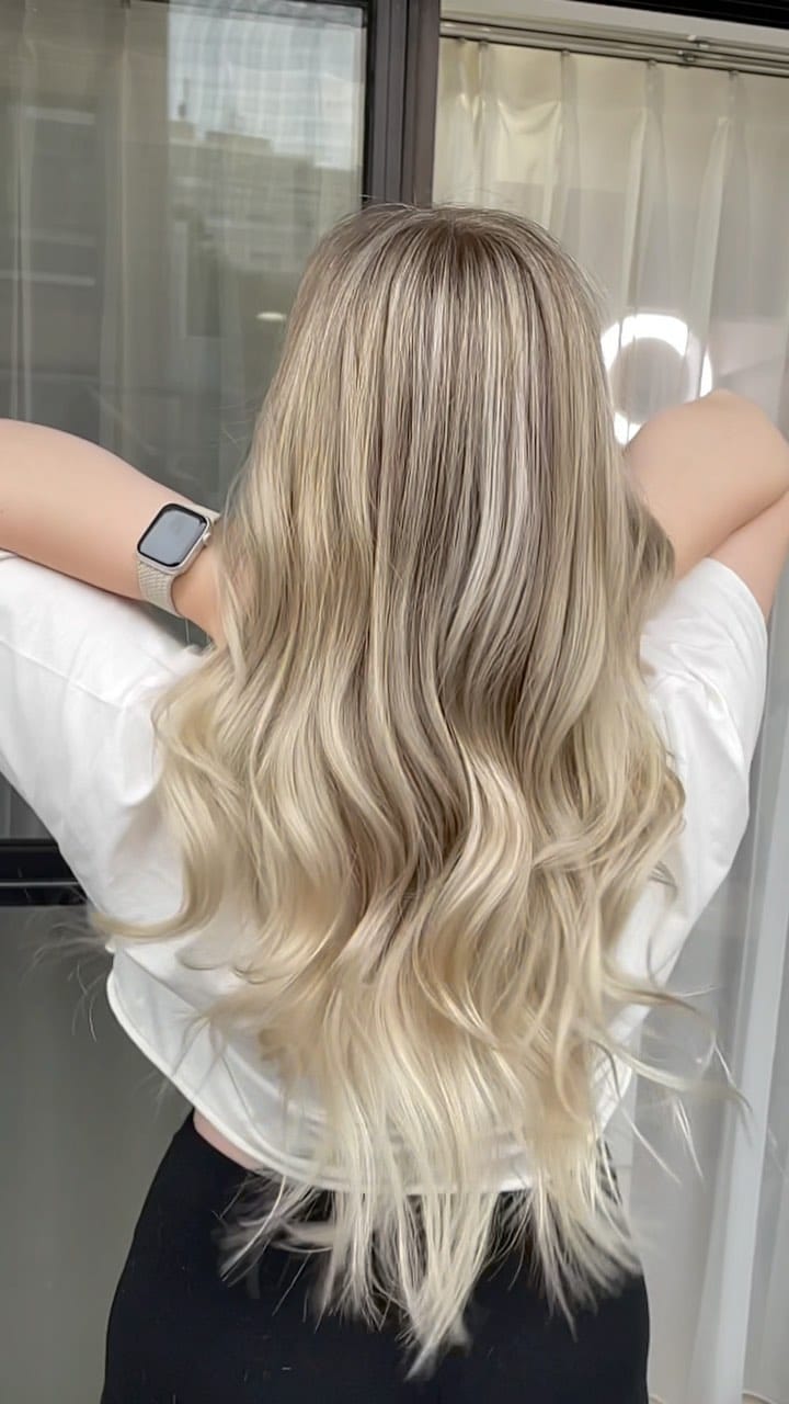 Post 10 by SvitLana Lutovinova | Hair stylist  | Artist | Tokyo on Instagram (video)