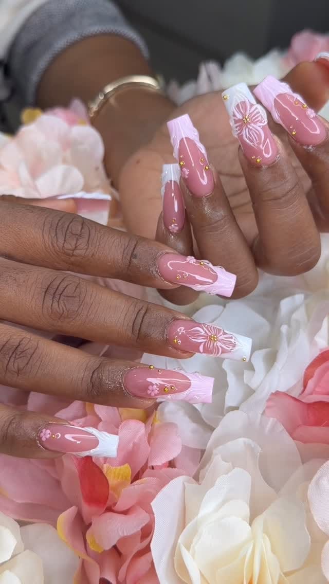 Post 8 by Tha Nails on Instagram (video)