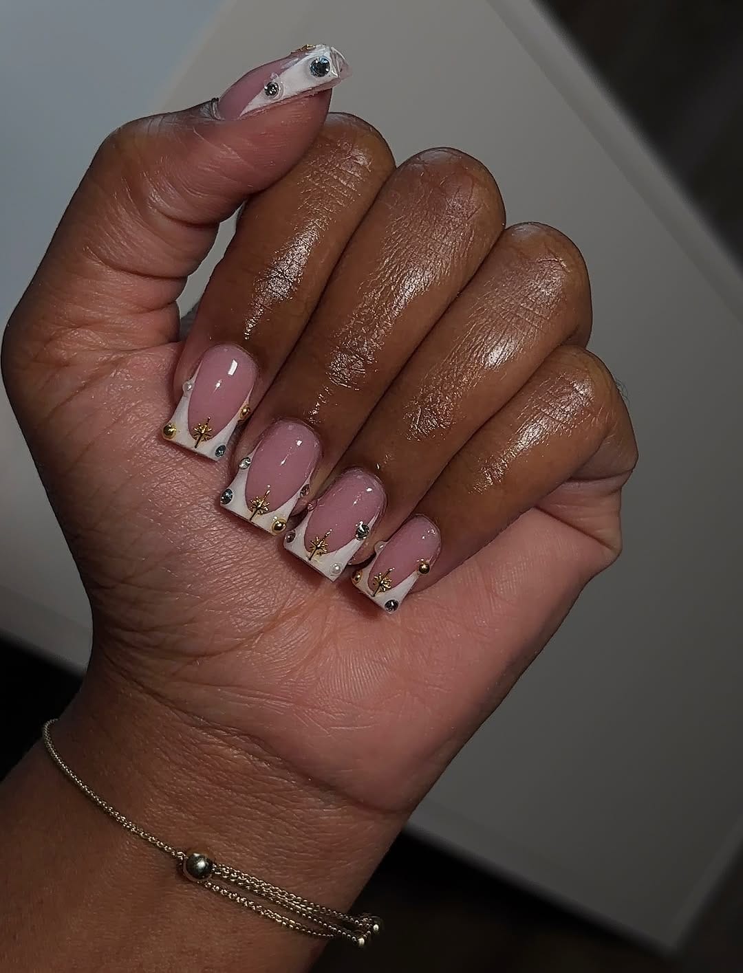 Post 9 by the nail fairy 🧚🏽‍♀️ on Instagram (carousel)