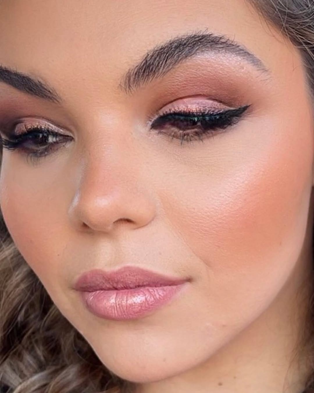 Post 10 by Makeup by Kaya on Instagram (image)