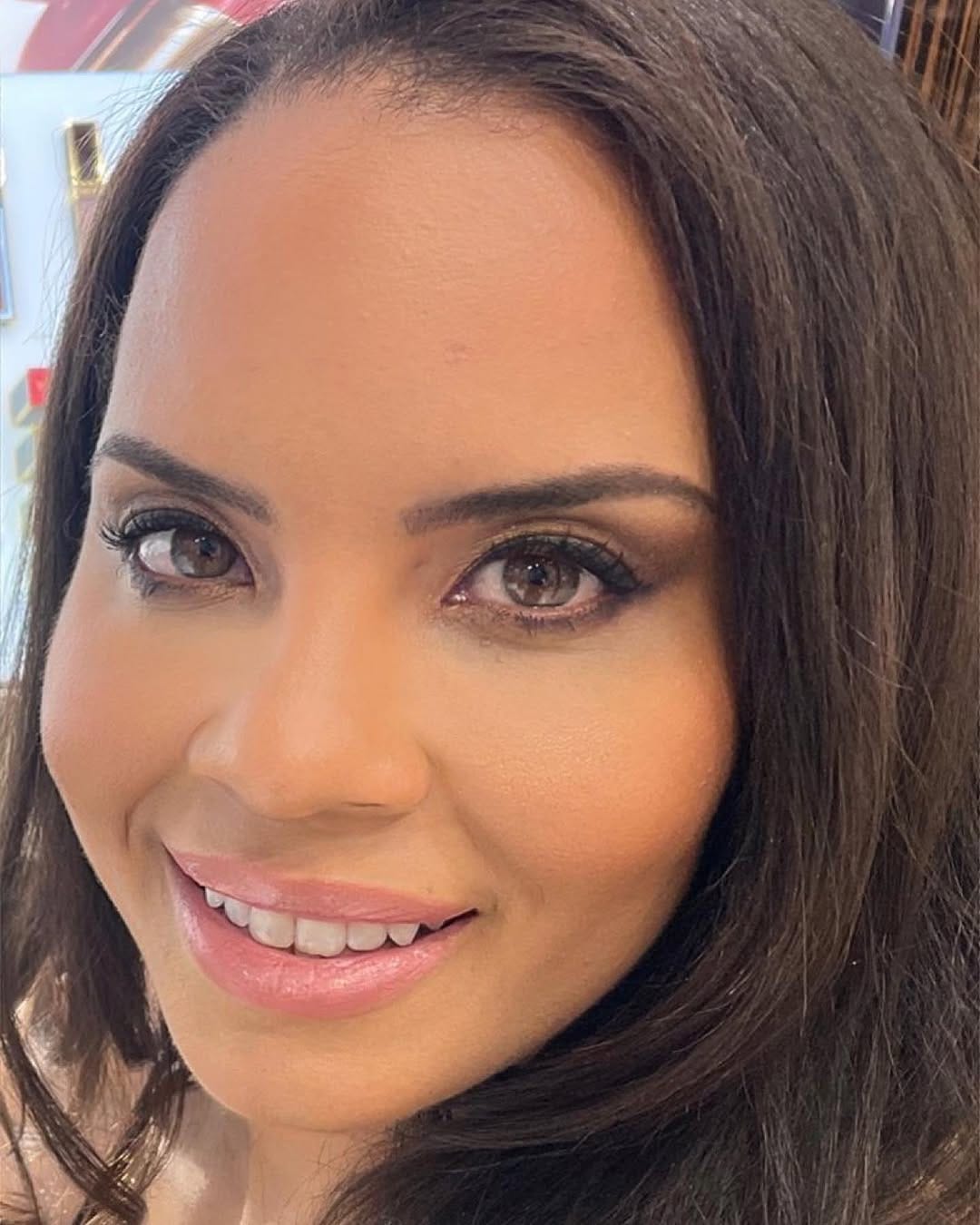 Post 5 by Makeup by Kaya on Instagram (carousel)