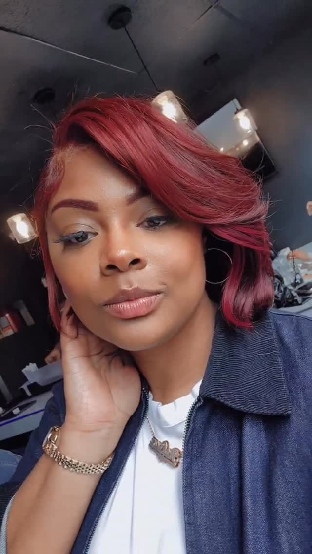 Post 3 by ReRe The CEO on Instagram (video)