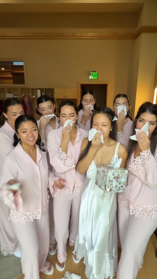 Post 4 by Luxury Hair Stylist & Makeup Artist on Instagram (video)