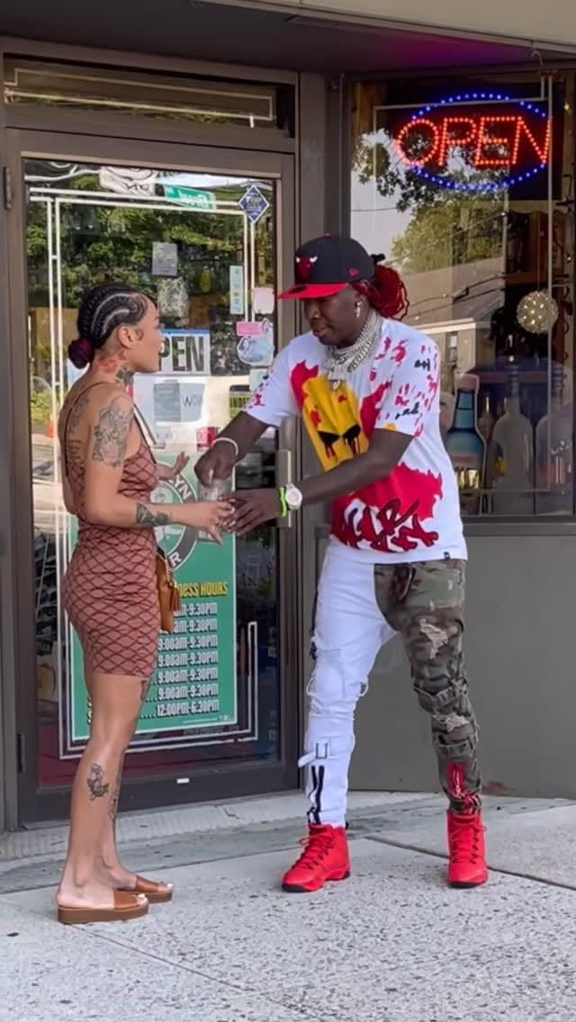 Post 5 by Laboo king j on Instagram (video)