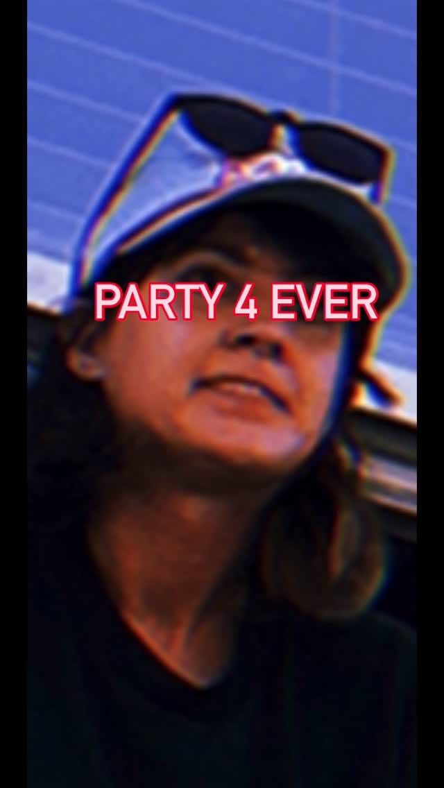 Post 1 by KATBING on Instagram (video)